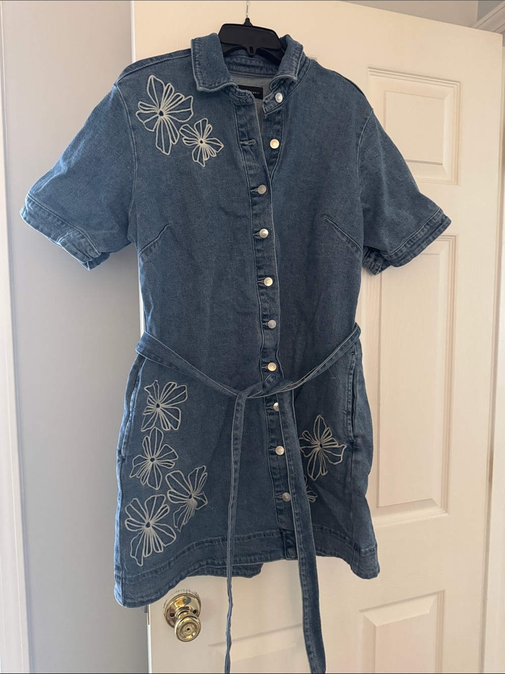 Denim Short-Sleeve Mini Dress with Floral Embroidery